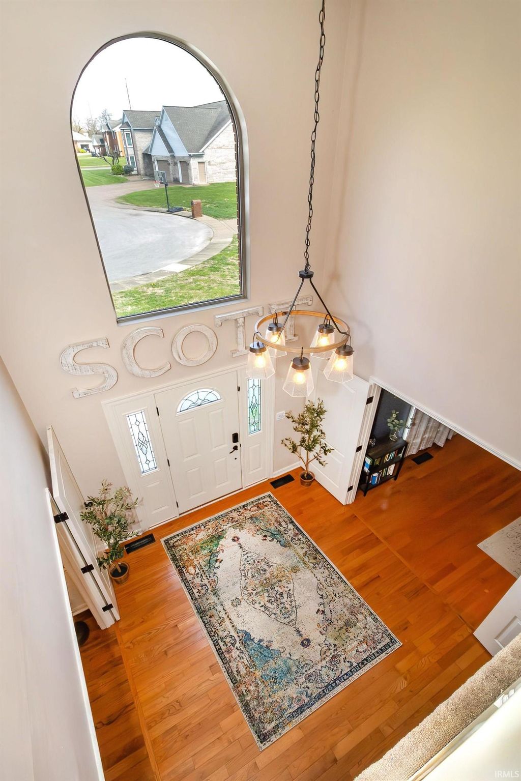 Photo of 3599 Crossgate Court, Newburgh, IN 47630 (MLS # 202610988)