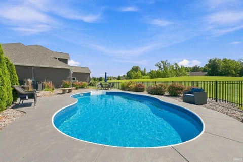 Tiny photo for 5990 Menza Drive, Auburn, IN 46706 (MLS # 202639648)