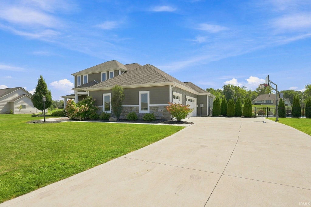 Photo of 5990 Menza Drive, Auburn, IN 46706 (MLS # 202639648)