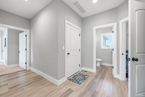 Tiny photo for 5990 Menza Drive, Auburn, IN 46706 (MLS # 202639648)
