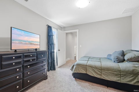 Tiny photo for 5990 Menza Drive, Auburn, IN 46706 (MLS # 202639648)