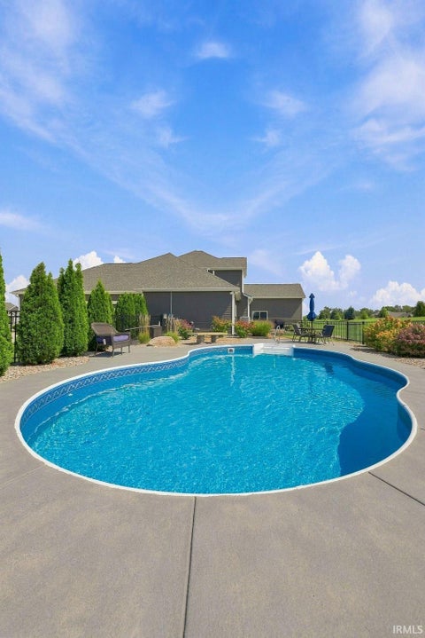 Tiny photo for 5990 Menza Drive, Auburn, IN 46706 (MLS # 202639648)