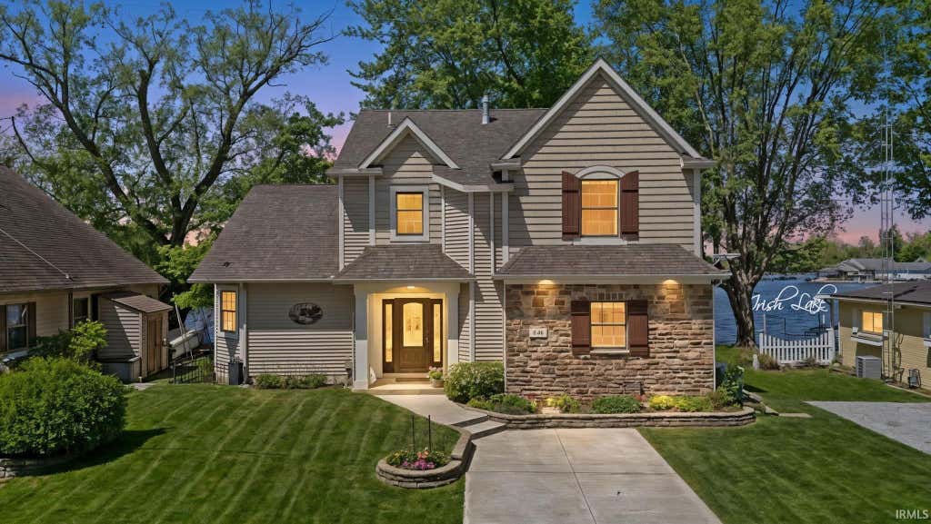 Photo of 141 EMS B61I Lane, Warsaw, IN 46582 (MLS # 202618089)