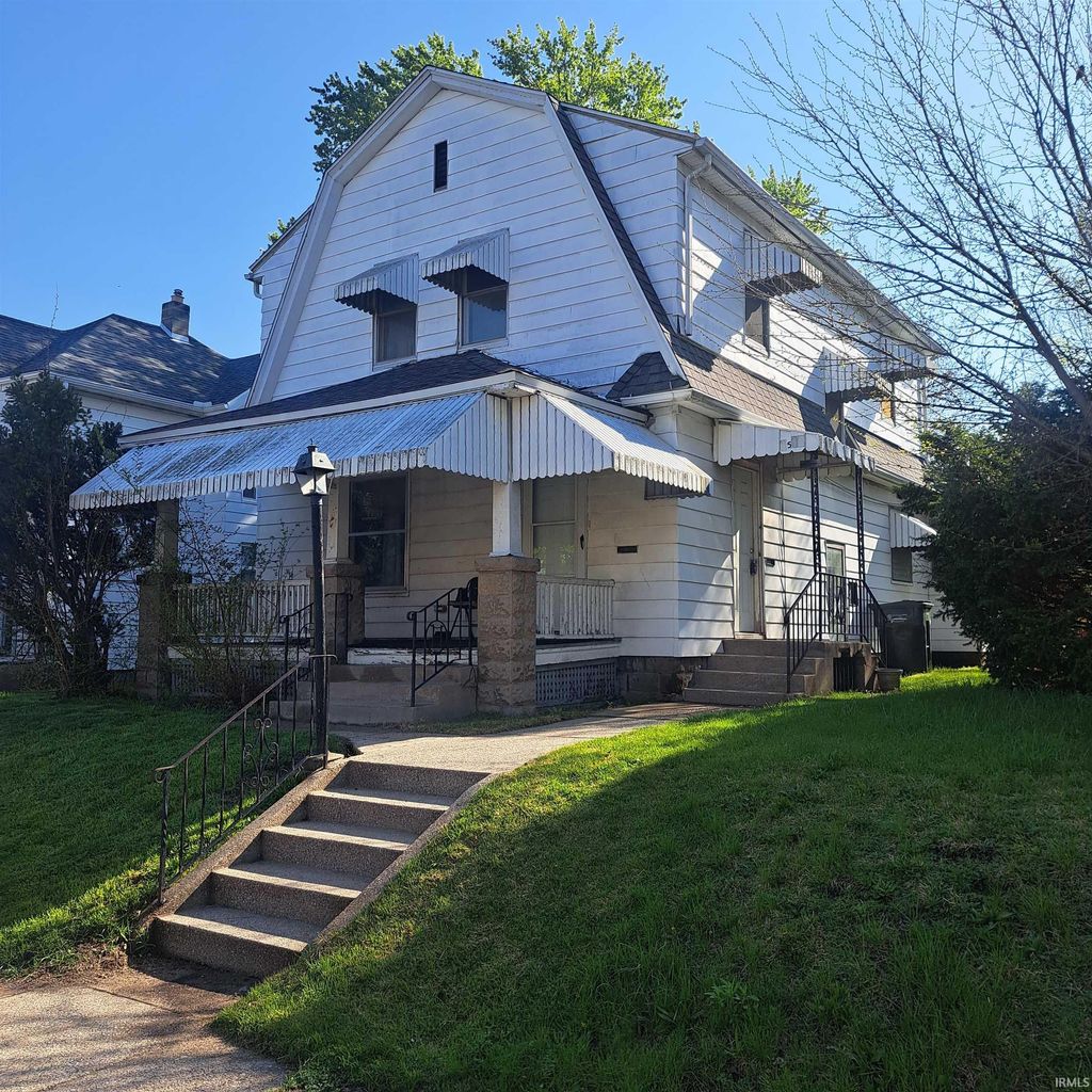 Photo of 1506-1508 Virginia Street #2, South Bend, IN 46613 (MLS # 202614271)