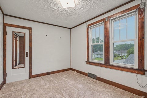 Tiny photo for 1802 Caroline Street, South Bend, IN 46613 (MLS # 202631340)