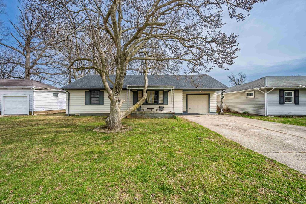 Photo of 2500 N Rosewood Avenue, Muncie, IN 47304 (MLS # 202609389)