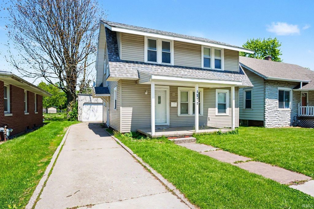 Photo of 1212 W Lexington Avenue, Elkhart, IN 46514 (MLS # 202617310)
