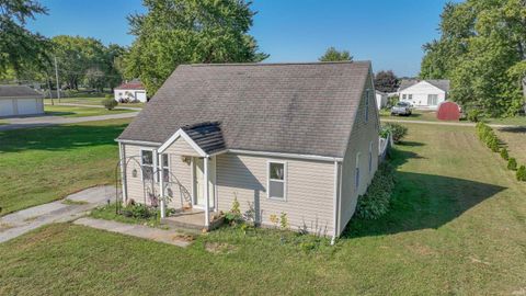 Tiny photo for 1011 N Agnew Street, Winamac, IN 46994 (MLS # 202539452)