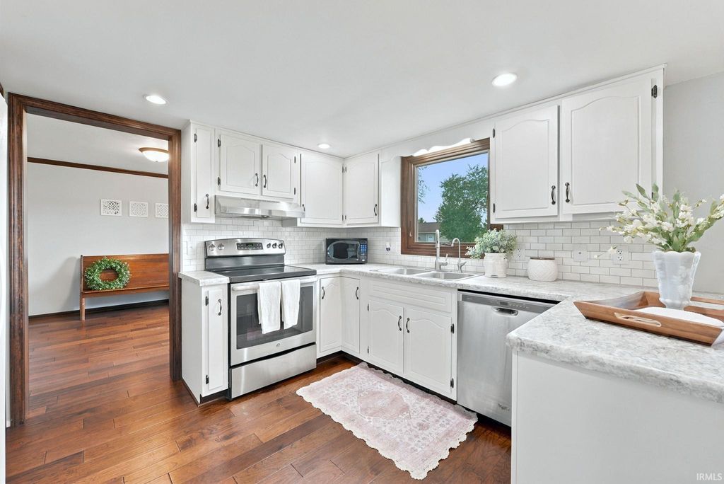 Photo of 10501 Stellhorn Road, Fort Wayne, IN 46815 (MLS # 202625421)