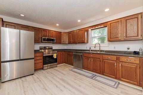 Tiny photo for 2209 W Woodmont Drive, Muncie, IN 47304 (MLS # 202622276)