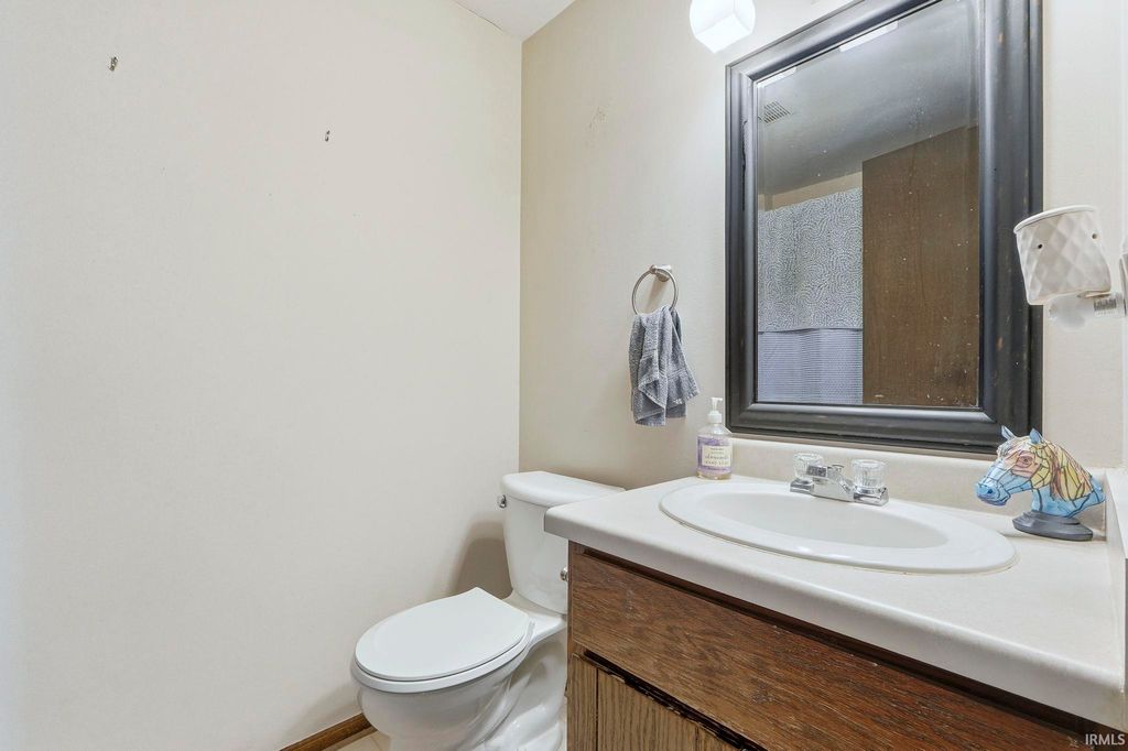 Photo of 5907 Bellingham Lane, Fort Wayne, IN 46835 (MLS # 202545821)