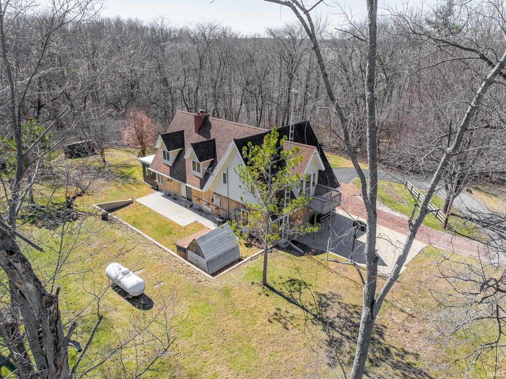 Photo of 75 W Old Trail, Somerset, IN 46940 (MLS # 202608194)