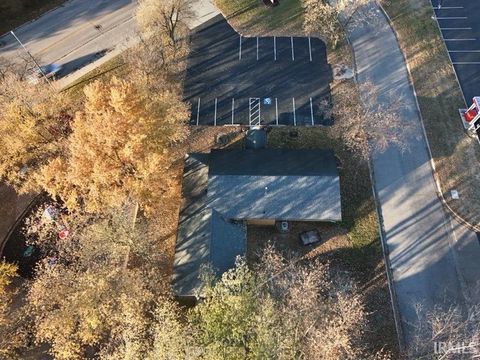 Tiny photo for 101 W Southway Boulevard, Kokomo, IN 46902 (MLS # 202539263)