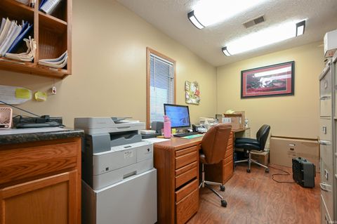 Tiny photo for 101 W Southway Boulevard, Kokomo, IN 46902 (MLS # 202539263)