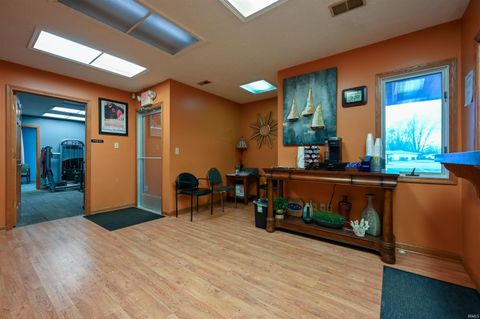 Tiny photo for 101 W Southway Boulevard, Kokomo, IN 46902 (MLS # 202539263)