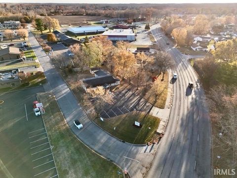 Tiny photo for 101 W Southway Boulevard, Kokomo, IN 46902 (MLS # 202539263)