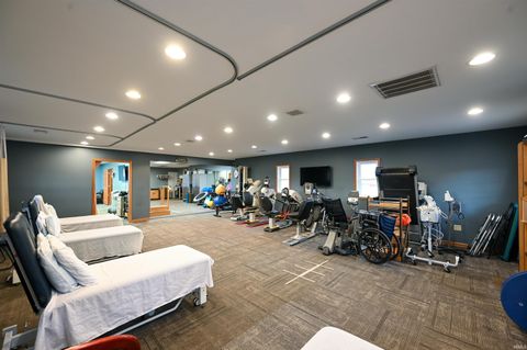 Tiny photo for 101 W Southway Boulevard, Kokomo, IN 46902 (MLS # 202539263)