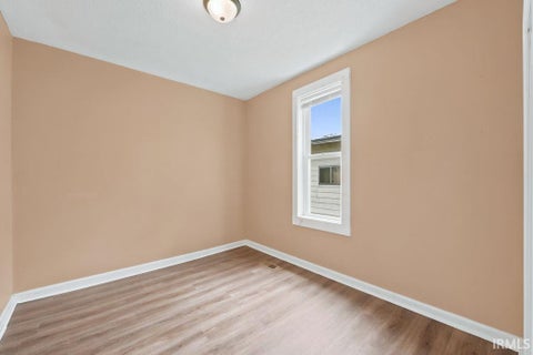 Tiny photo for 1224 E State Street, Huntington, IN 46750 (MLS # 202642097)