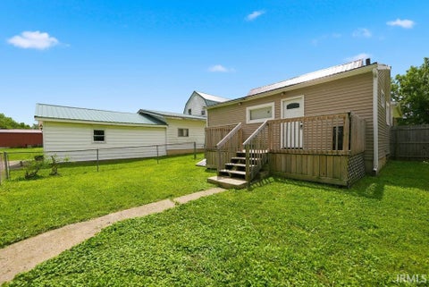 Tiny photo for 1224 E State Street, Huntington, IN 46750 (MLS # 202642097)