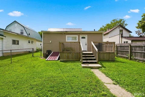 Tiny photo for 1224 E State Street, Huntington, IN 46750 (MLS # 202642097)