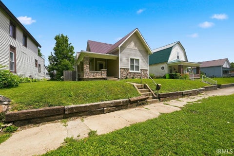 Tiny photo for 1224 E State Street, Huntington, IN 46750 (MLS # 202642097)