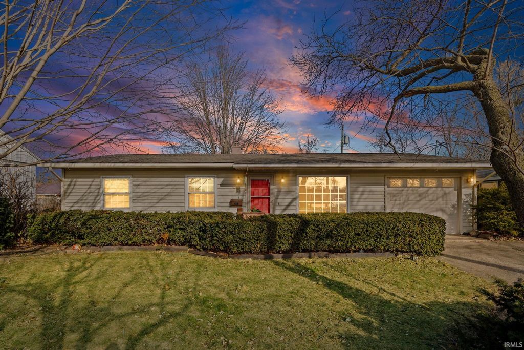 Photo of 2402 Beck Lane, Lafayette, IN 47909 (MLS # 202602683)