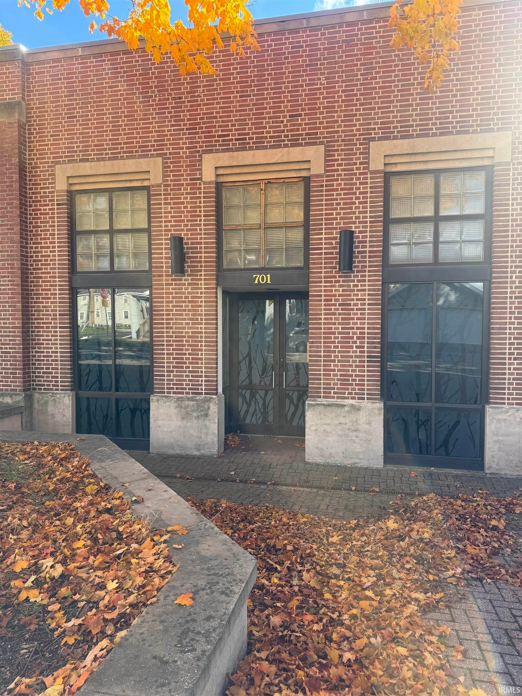 Photo of 701 Randolph Streets, Elkhart, IN 46514 (MLS # 202543768)