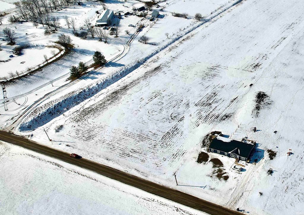Photo of TBD S 700 E, Avilla, IN 46710 (MLS # 202604674)