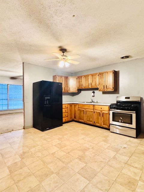 Tiny photo for 520 Beechwood Drive, Monticello, IN 47960 (MLS # 202611300)