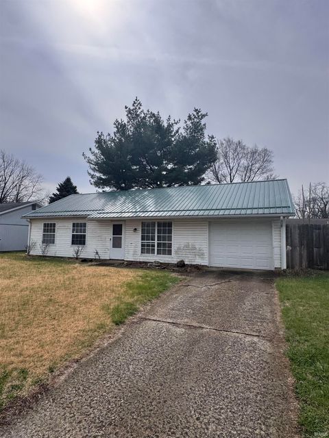Tiny photo for 520 Beechwood Drive, Monticello, IN 47960 (MLS # 202611300)