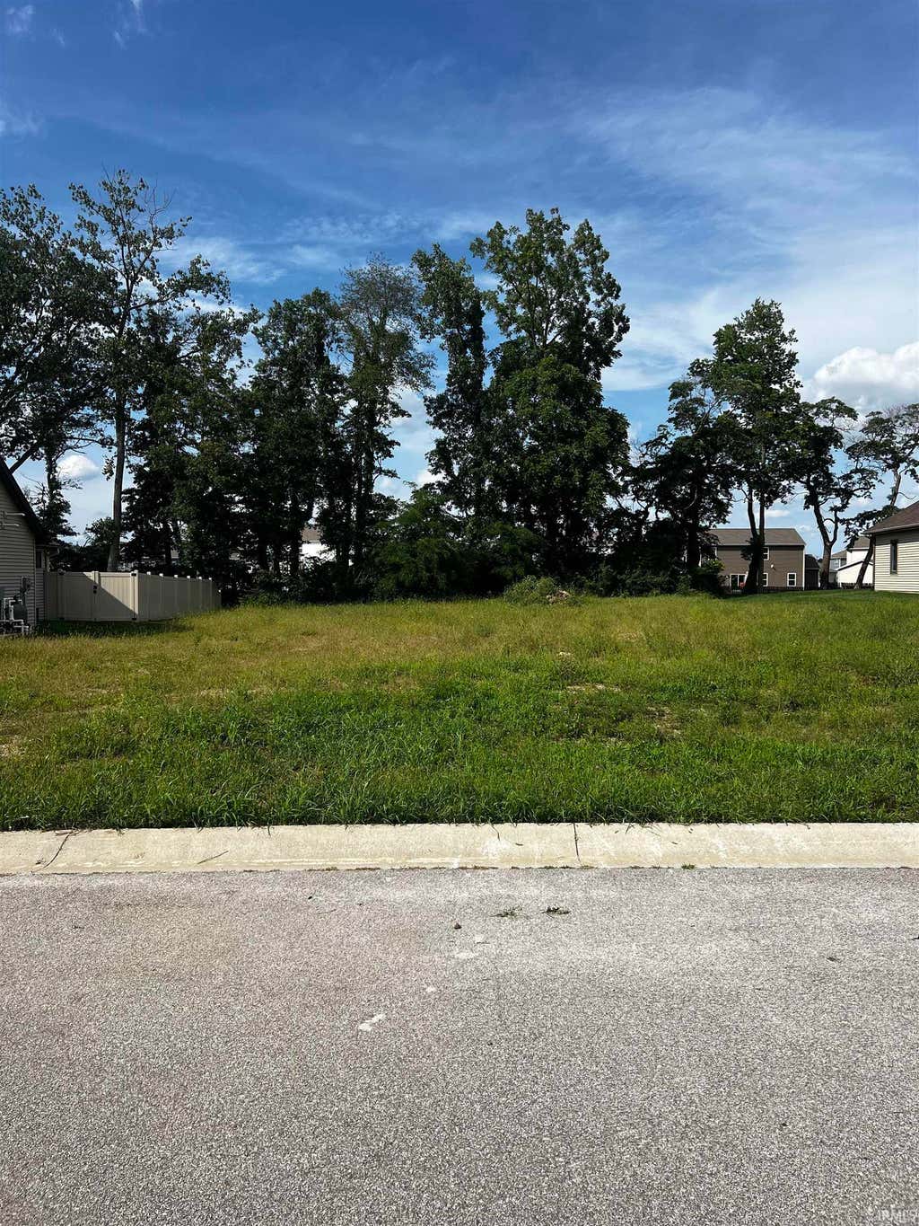 Photo of 638 Skillet Avenue, Huntertown, IN 46748 (MLS # 202633782)