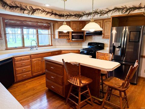 Tiny photo for 971 S Prairiewood Drive, Rochester, IN 46975 (MLS # 202611042)