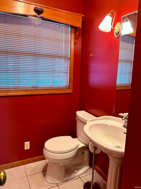 Tiny photo for 971 S Prairiewood Drive, Rochester, IN 46975 (MLS # 202611042)