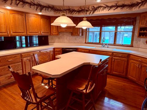 Tiny photo for 971 S Prairiewood Drive, Rochester, IN 46975 (MLS # 202611042)