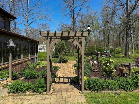 Tiny photo for 971 S Prairiewood Drive, Rochester, IN 46975 (MLS # 202611042)