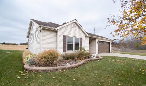 Tiny photo for 701 Rolling River Run, Albion, IN 46701 (MLS # 202545474)