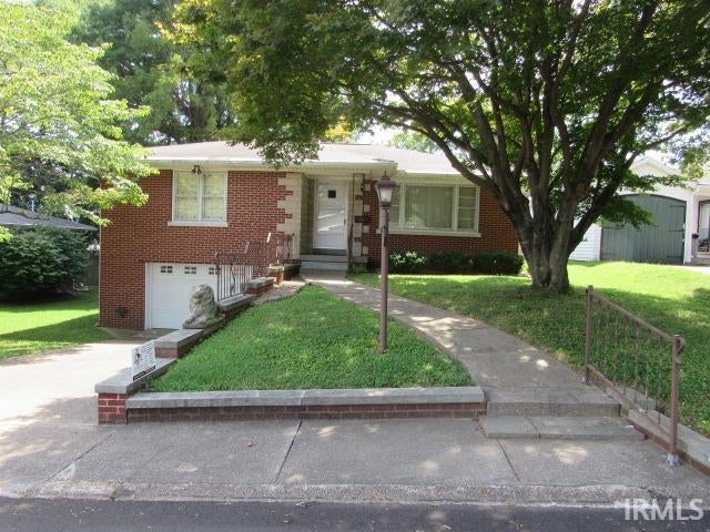 Photo of 634 E Tenth Street, Mount Vernon, IN 47620 (MLS # 202633434)