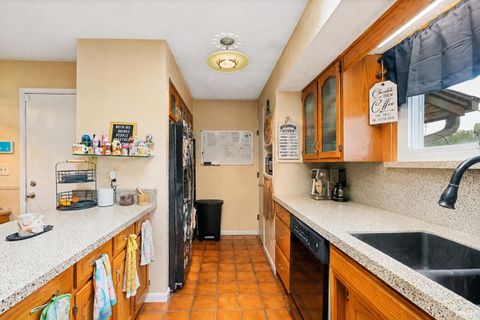 Tiny photo for 1221 Jayne Drive, Kokomo, IN 46902 (MLS # 202620464)