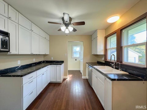 Tiny photo for 109 E RICKETTS Street, Kokomo, IN 46902 (MLS # 202641561)