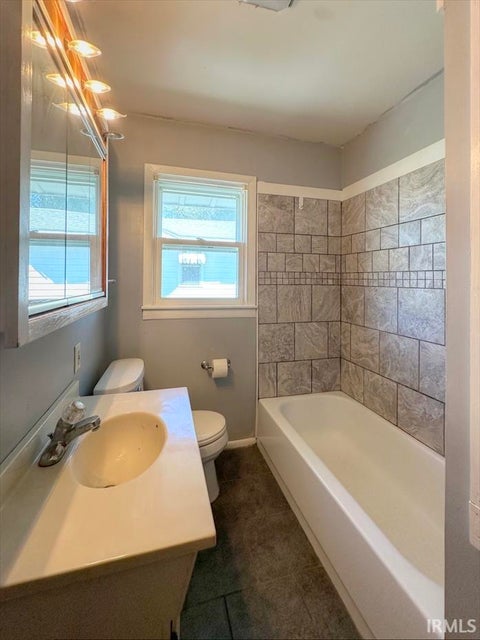 Tiny photo for 109 E RICKETTS Street, Kokomo, IN 46902 (MLS # 202641561)