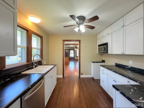 Tiny photo for 109 E RICKETTS Street, Kokomo, IN 46902 (MLS # 202641561)
