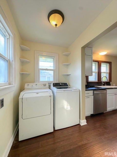 Tiny photo for 109 E RICKETTS Street, Kokomo, IN 46902 (MLS # 202641561)