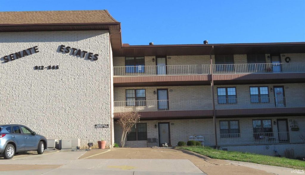 Photo of 842 Senate Avenue, Evansville, IN 47711 (MLS # 202606792)