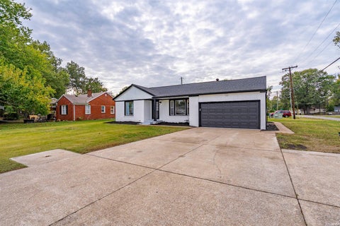 Tiny photo for 1901 S Walnut Lane, Evansville, IN 47714 (MLS # 202642999)