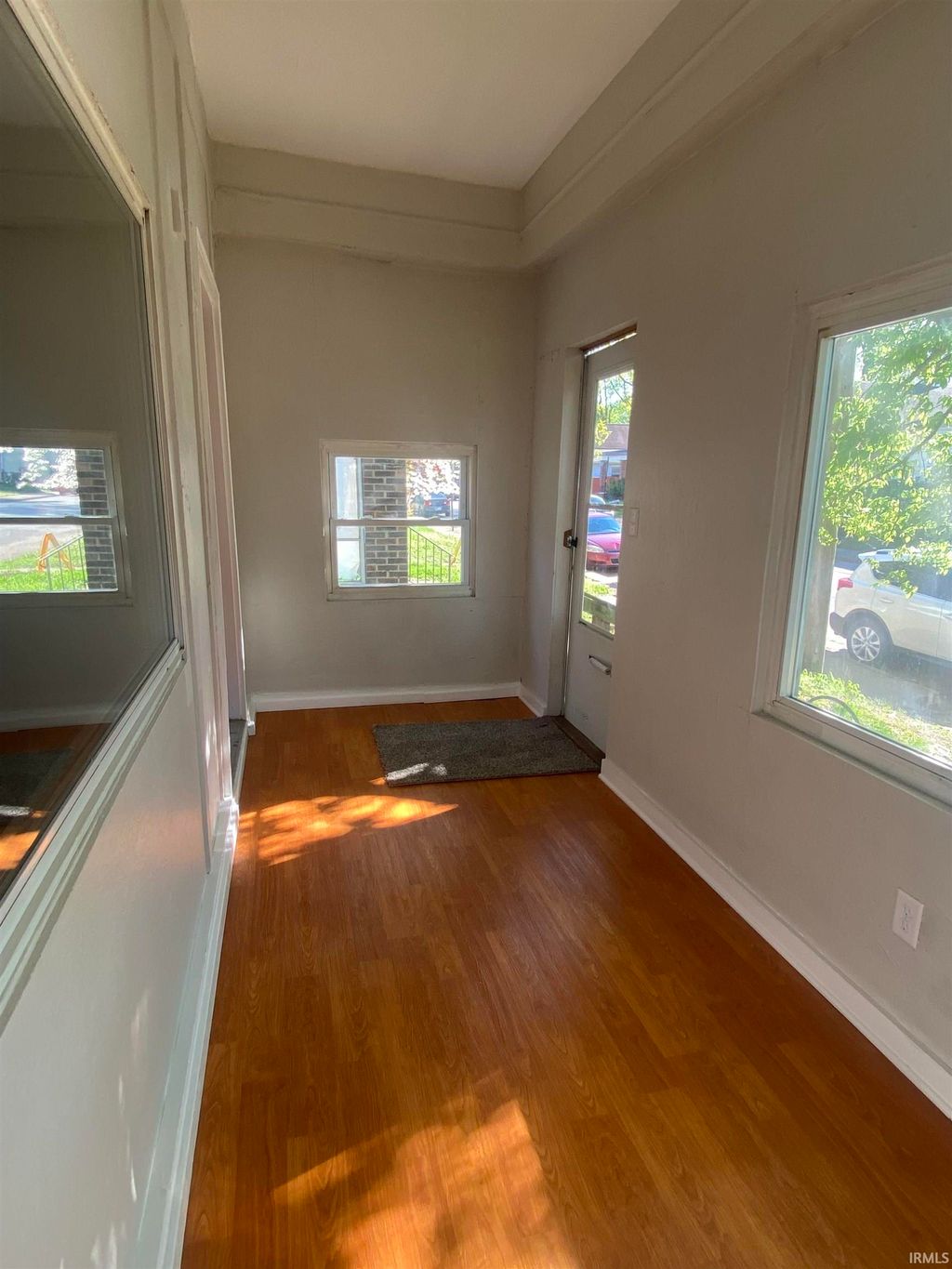 Photo of 1025 N Second Avenue, Evansville, IN 47710 (MLS # 202611697)