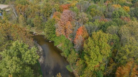 Tiny photo for 8400 Kirkridge Bluff, Lafayette, IN 47905 (MLS # 202543810)