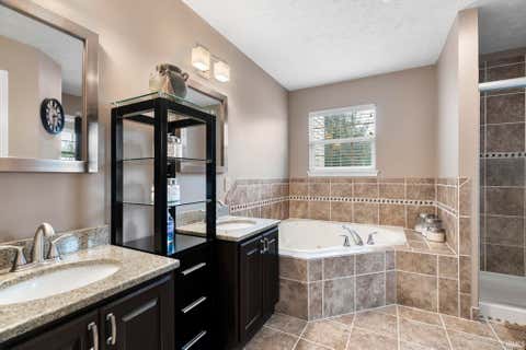 Tiny photo for 15 Kingfisher Circle, Lafayette, IN 47909 (MLS # 202630469)