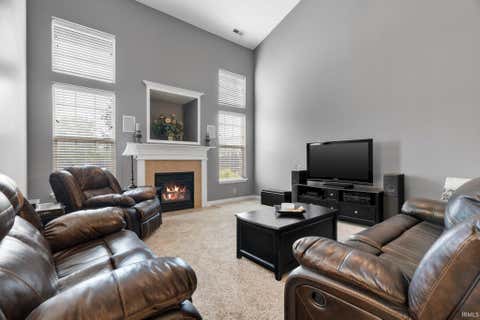 Tiny photo for 15 Kingfisher Circle, Lafayette, IN 47909 (MLS # 202630469)