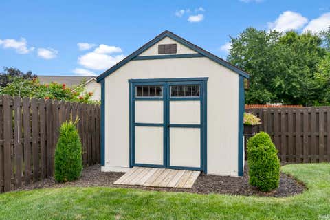 Tiny photo for 15 Kingfisher Circle, Lafayette, IN 47909 (MLS # 202630469)