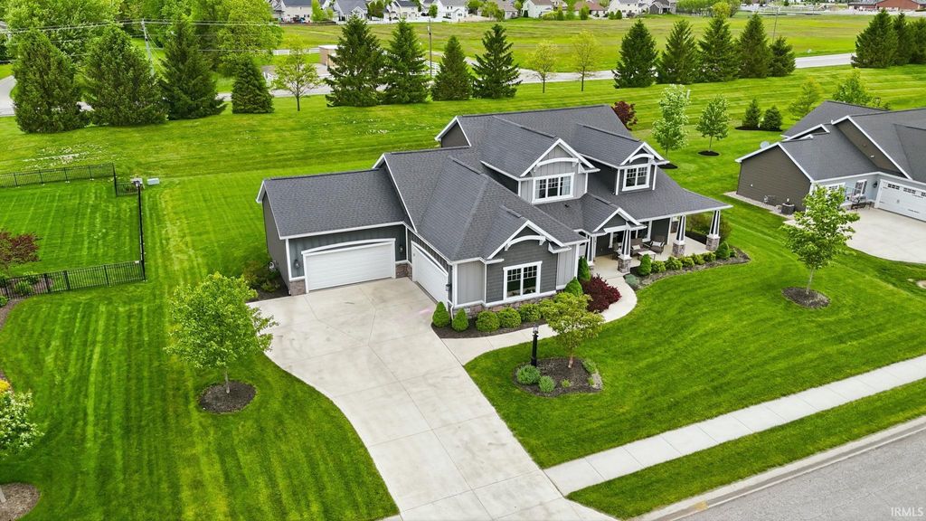 Photo of 13606 Paperbark Trail, Fort Wayne, IN 46814 (MLS # 202618948)